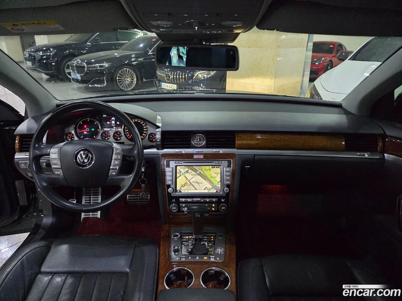 Volkswagen Phaeton 2011 — 13
