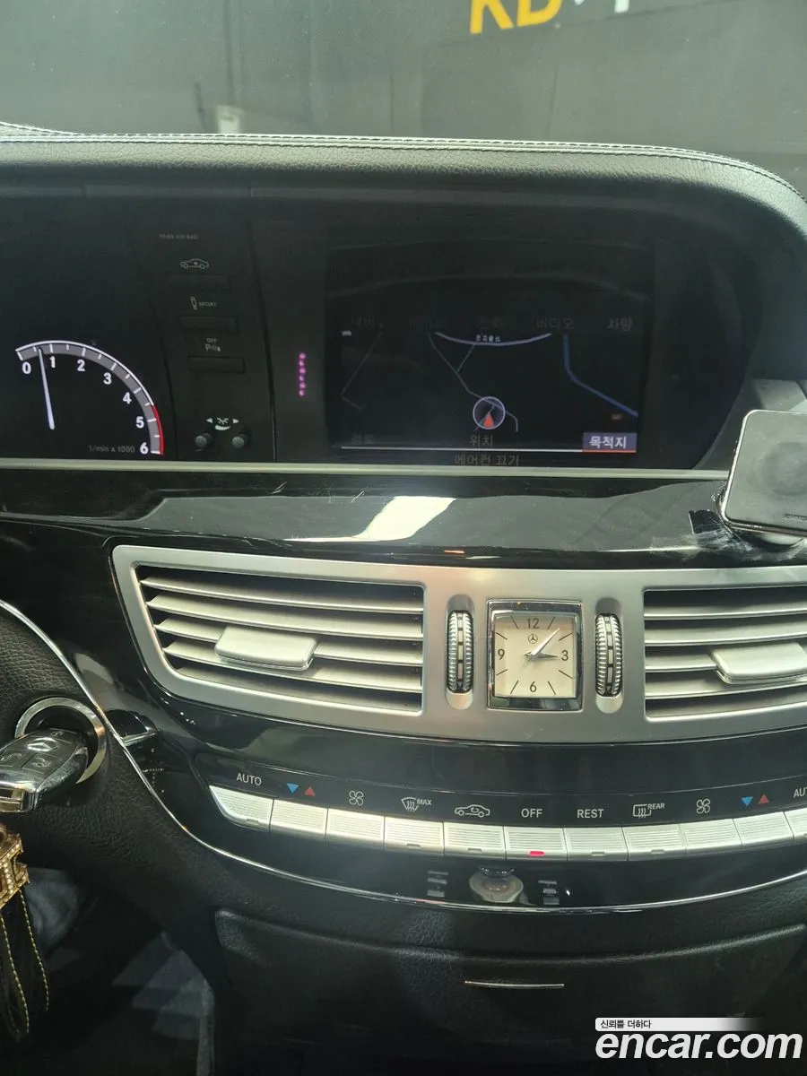 Mercedes-Benz S-Class W221 2011 — 2