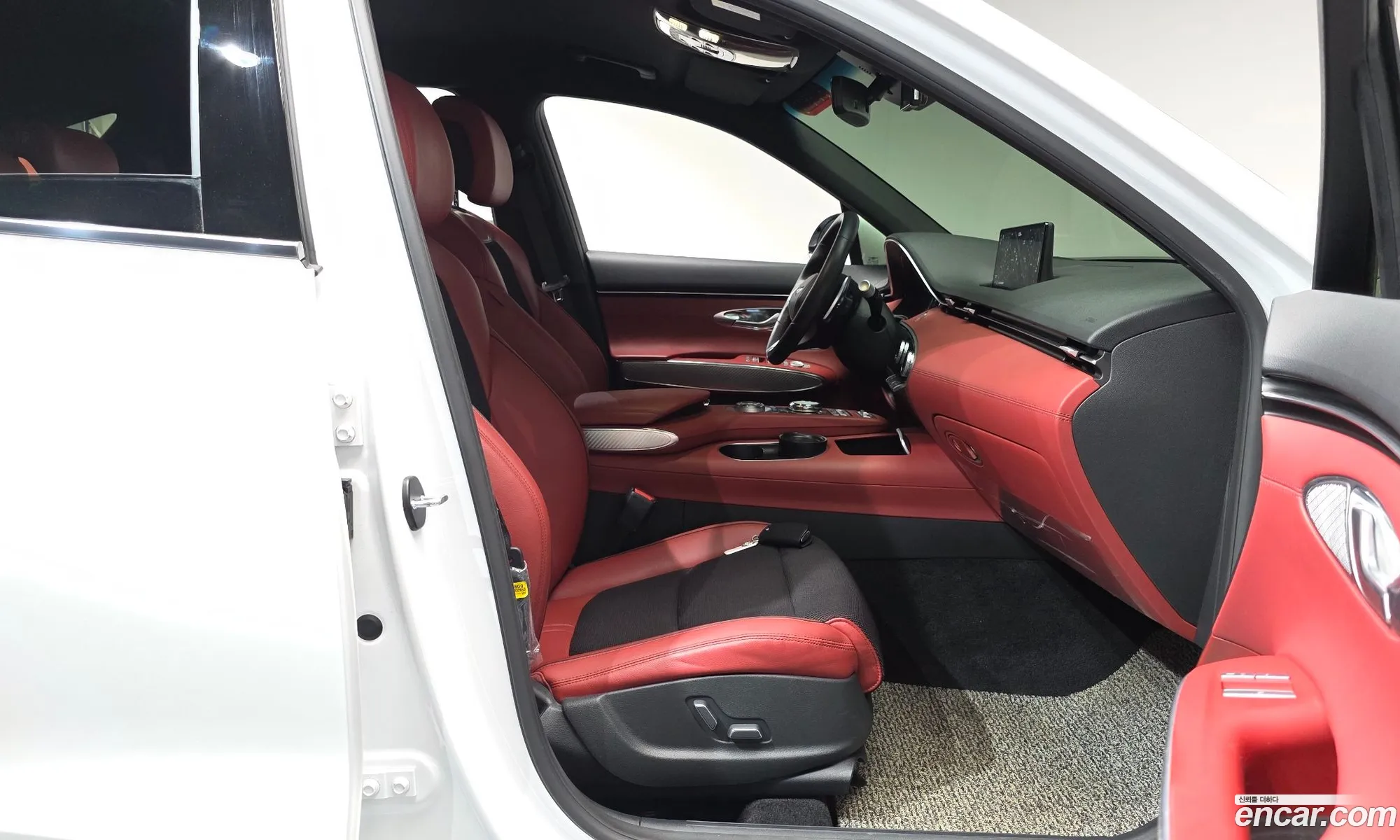 Genesis GV70 2021 — 22