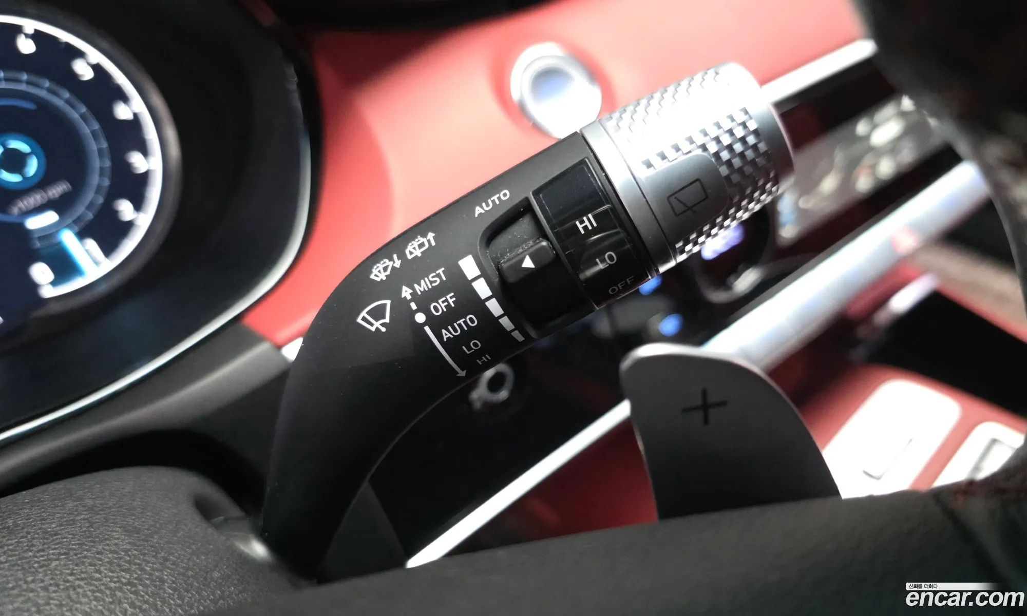 Genesis GV70 2021 — 29