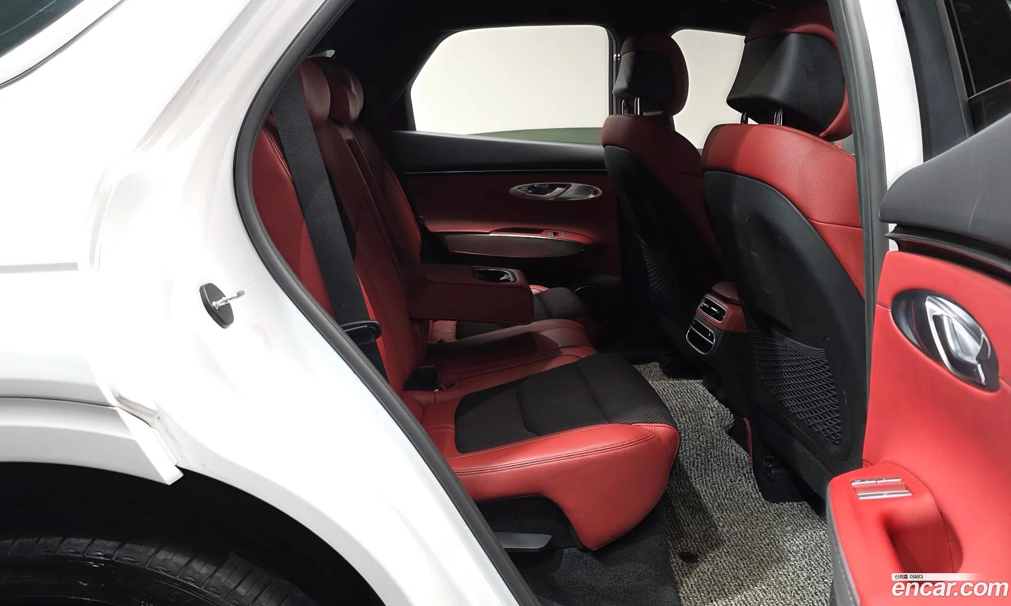 Genesis GV70 2021 — 7