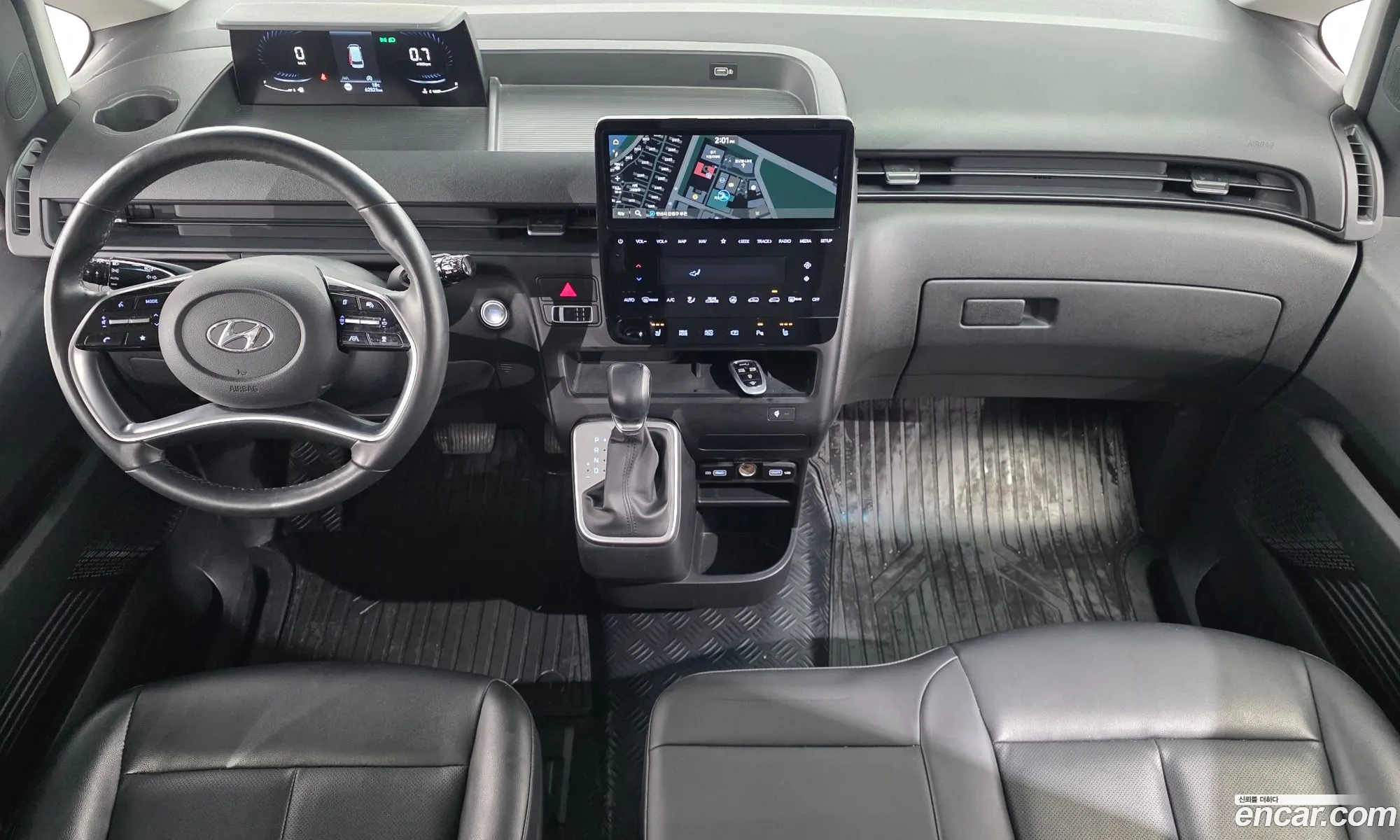 Hyundai Staria 2022 — 19