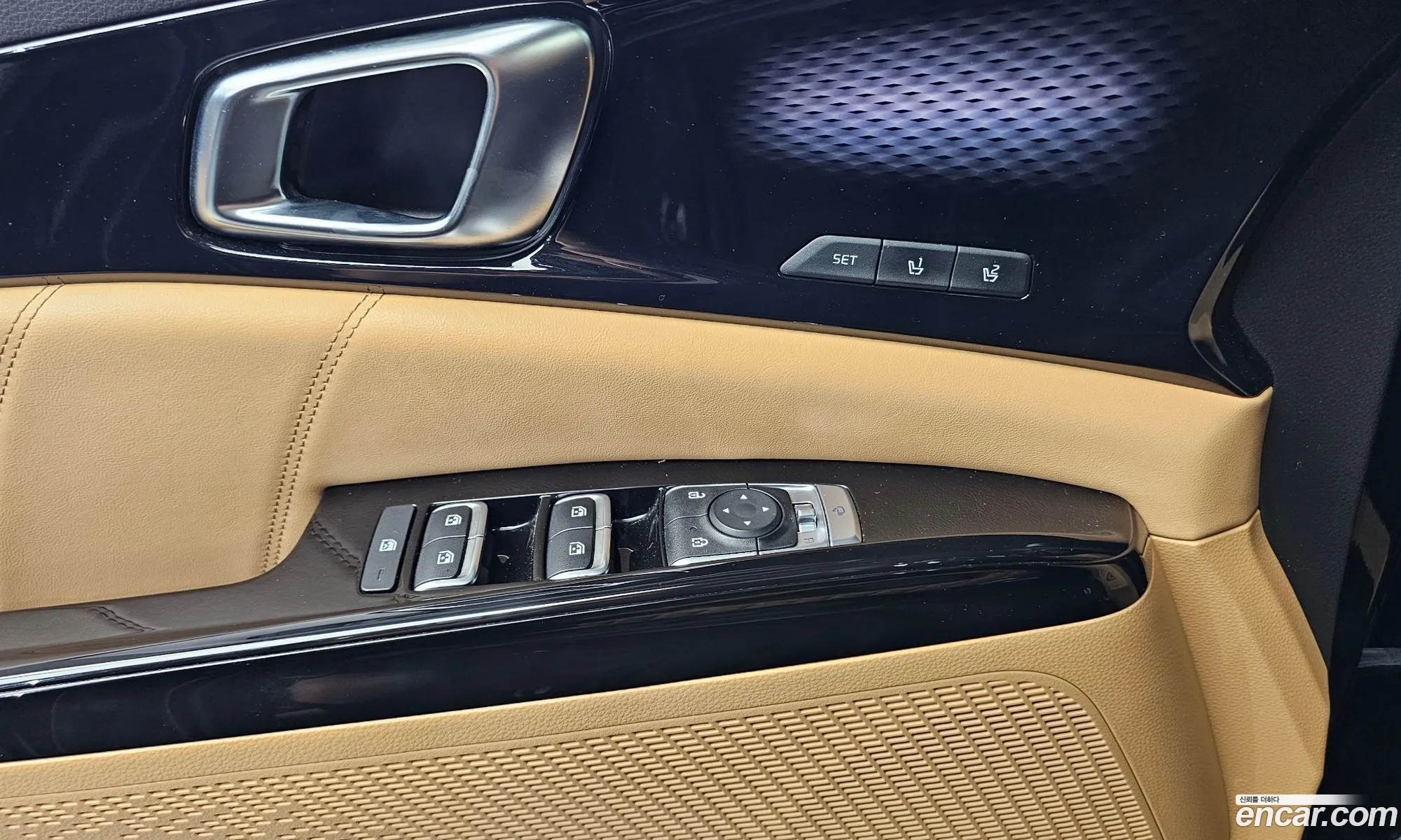Kia Carnival 2022 — 22