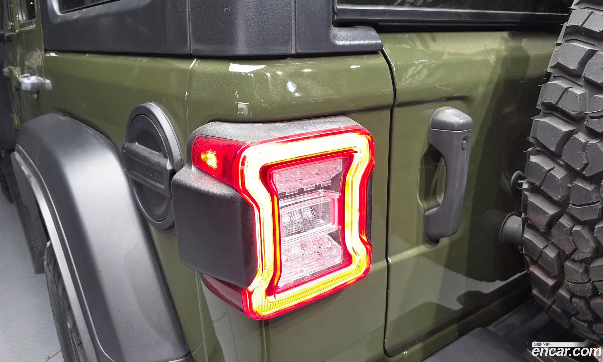 Jeep Wrangler 2020 — 17