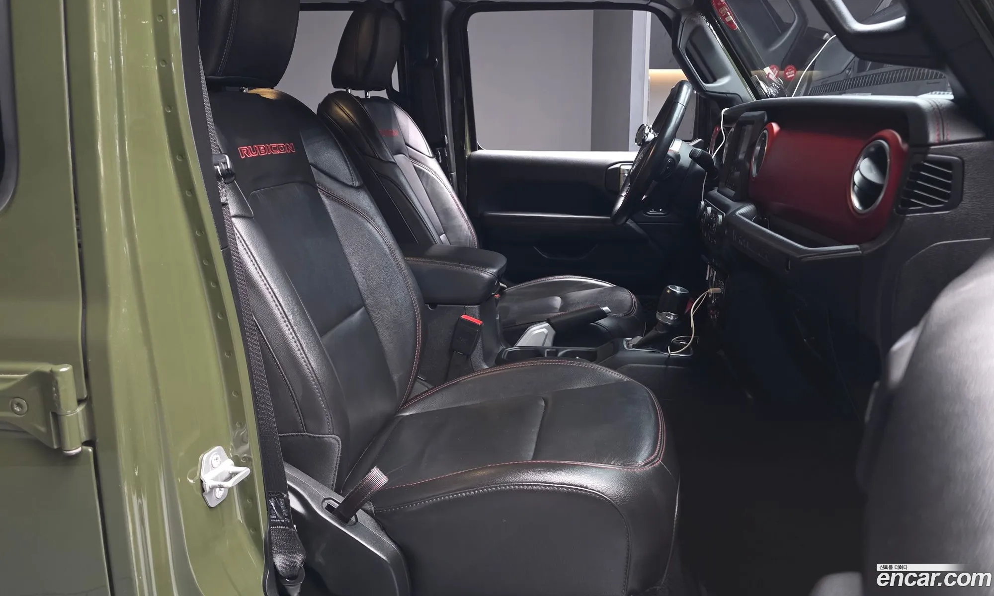 Jeep Wrangler 2020 — 4