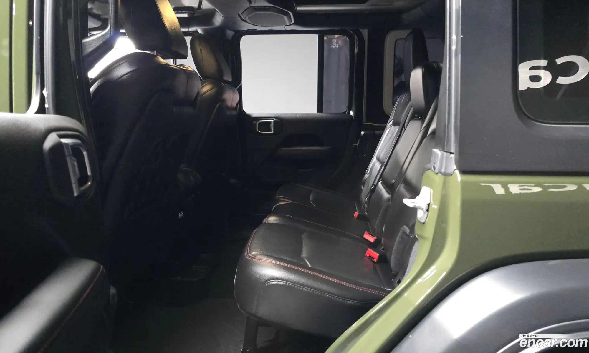 Jeep Wrangler 2020 — 3