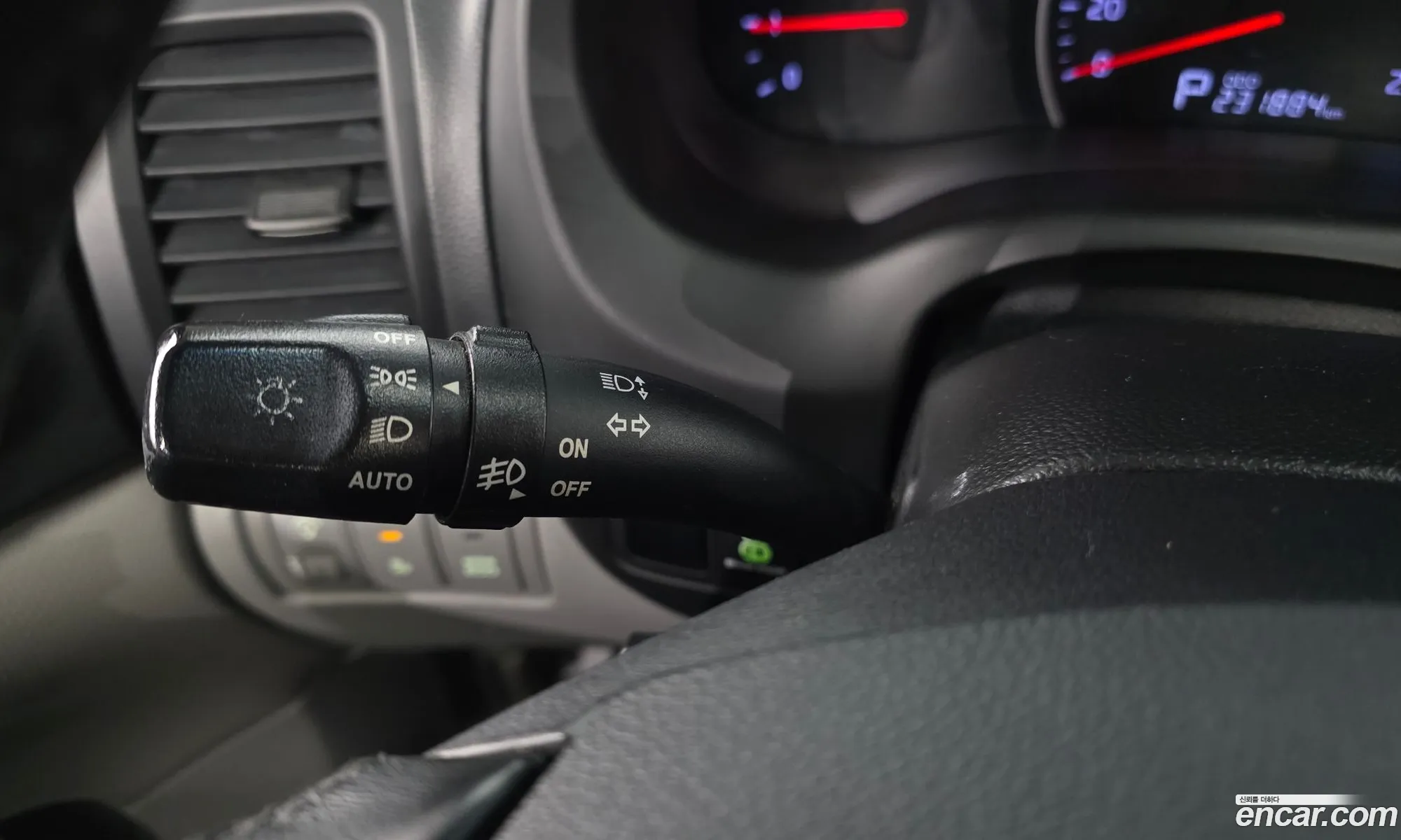 Kia Carnival R 2014 — 10