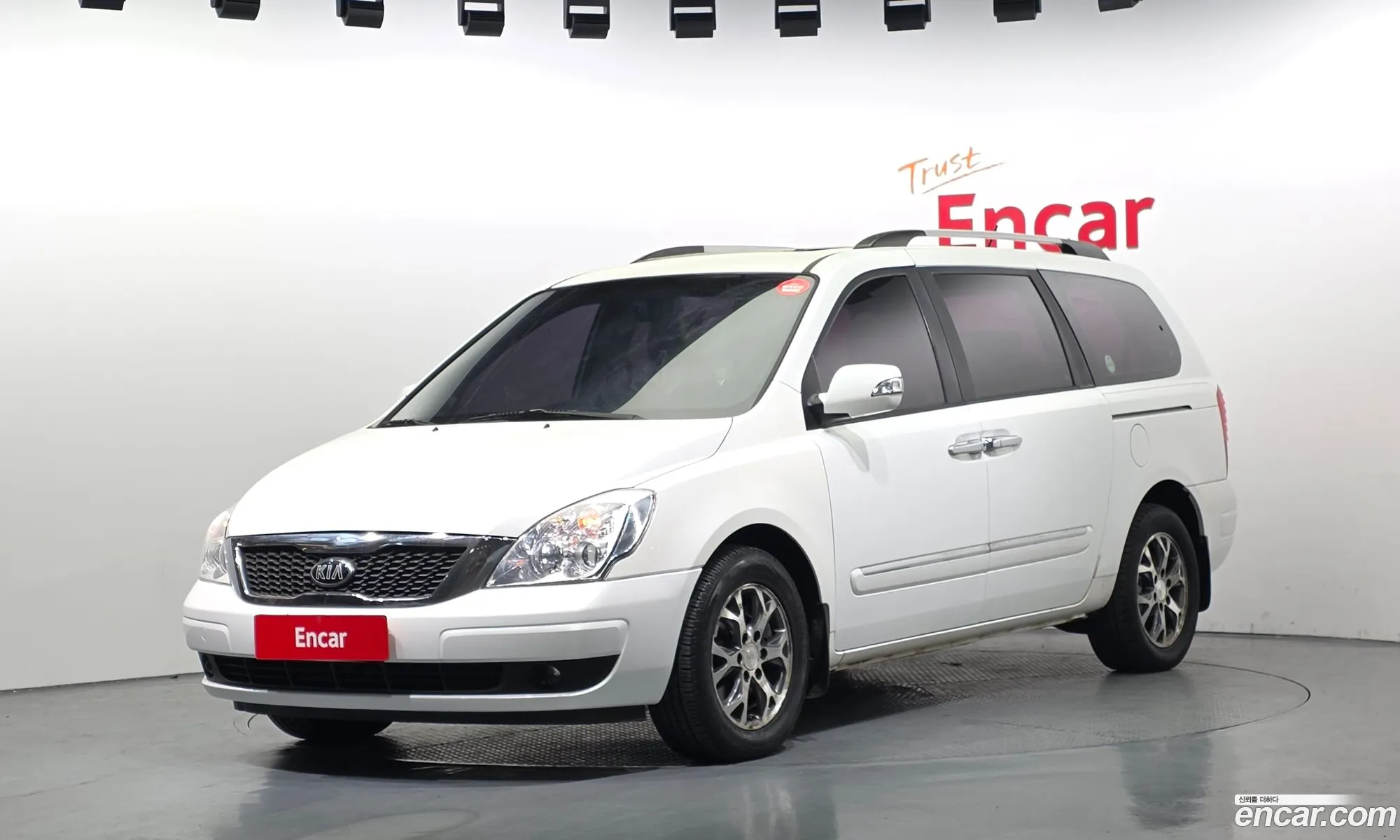 Kia Carnival R 2014 — 3