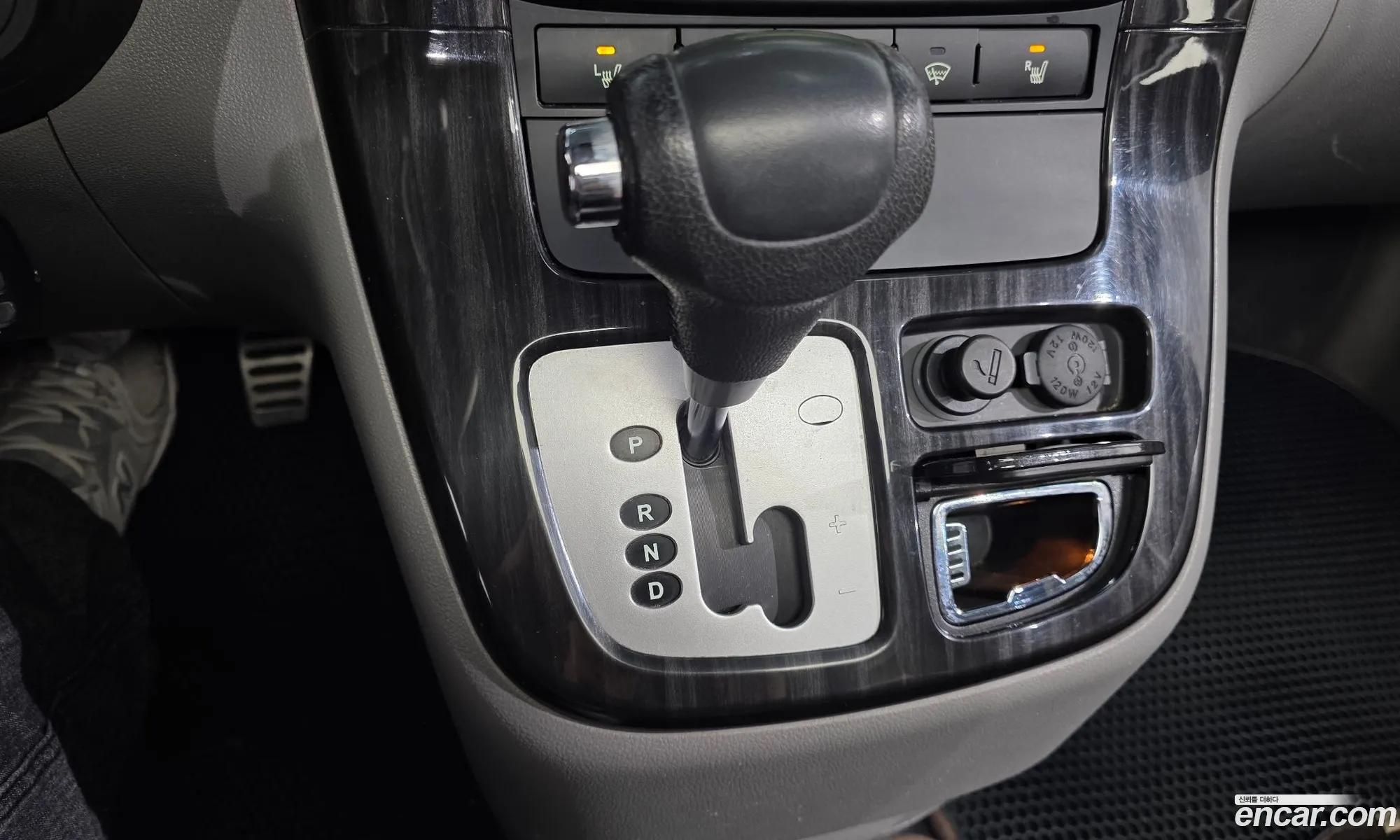 Kia Carnival R 2014 — 2