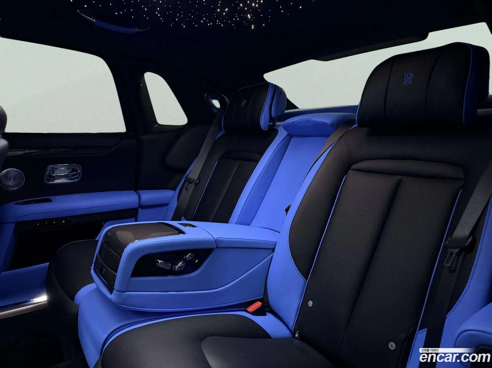 Rolls-Royce Ghost 2024 — 16