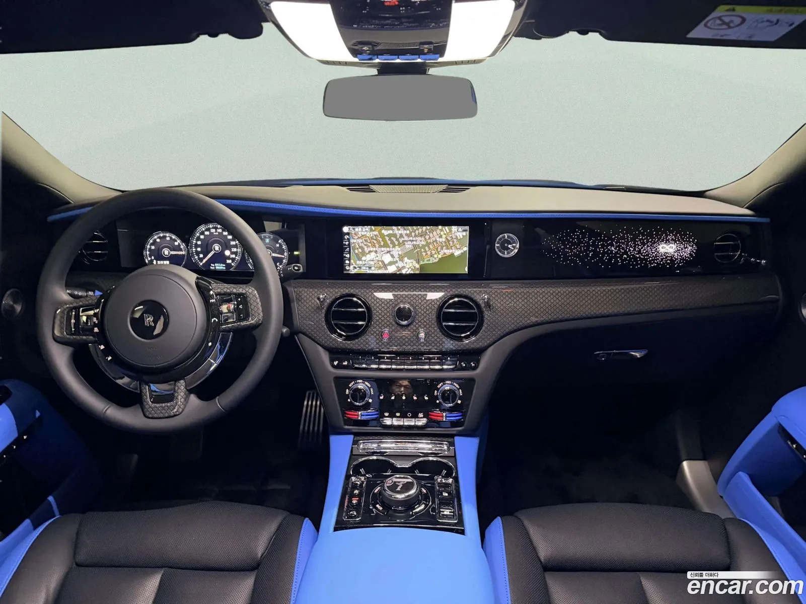 Rolls-Royce Ghost 2024 — 18