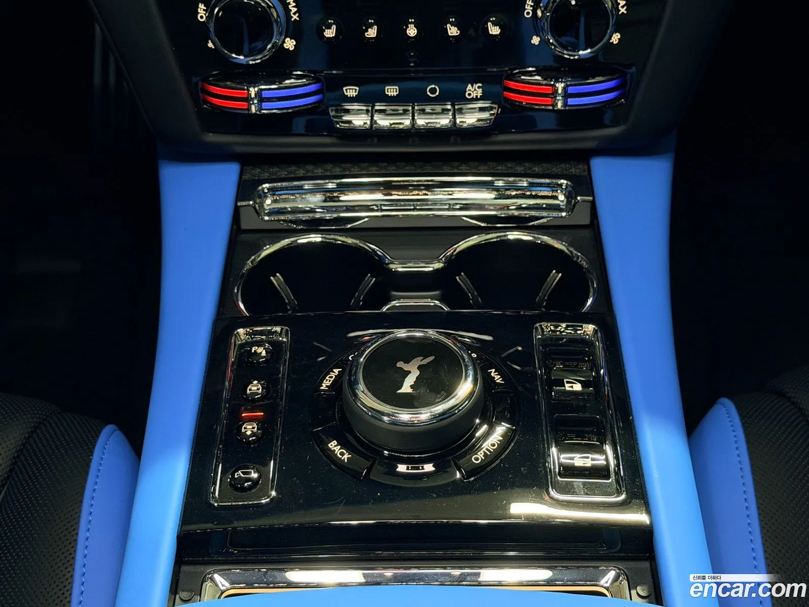 Rolls-Royce Ghost 2024 — 19