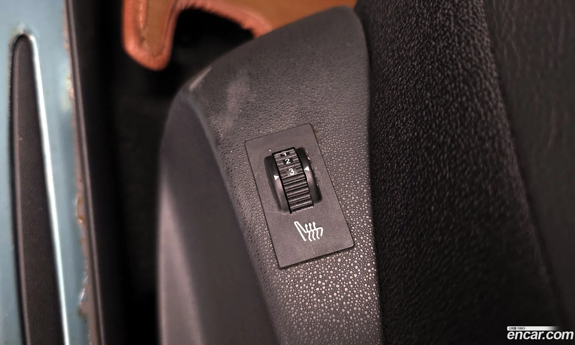 Citroen/DS DS3 2013 VF7SA9HP8DW500827 — 4