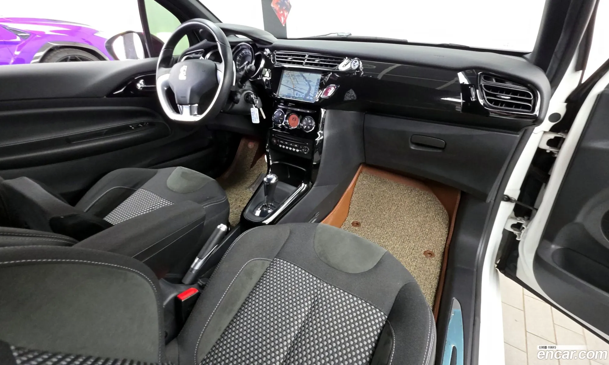 Citroen/DS DS3 2013 VF7SA9HP8DW500827 — 13