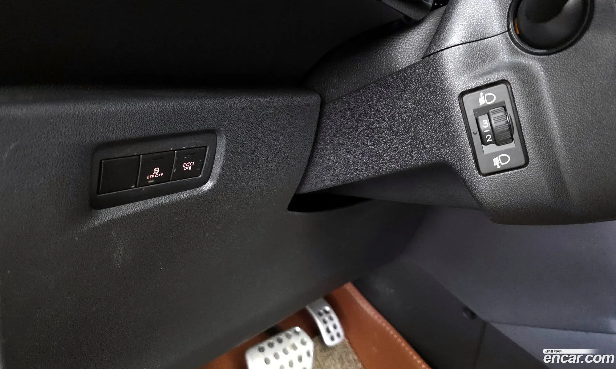 Citroen/DS DS3 2013 VF7SA9HP8DW500827 — 16