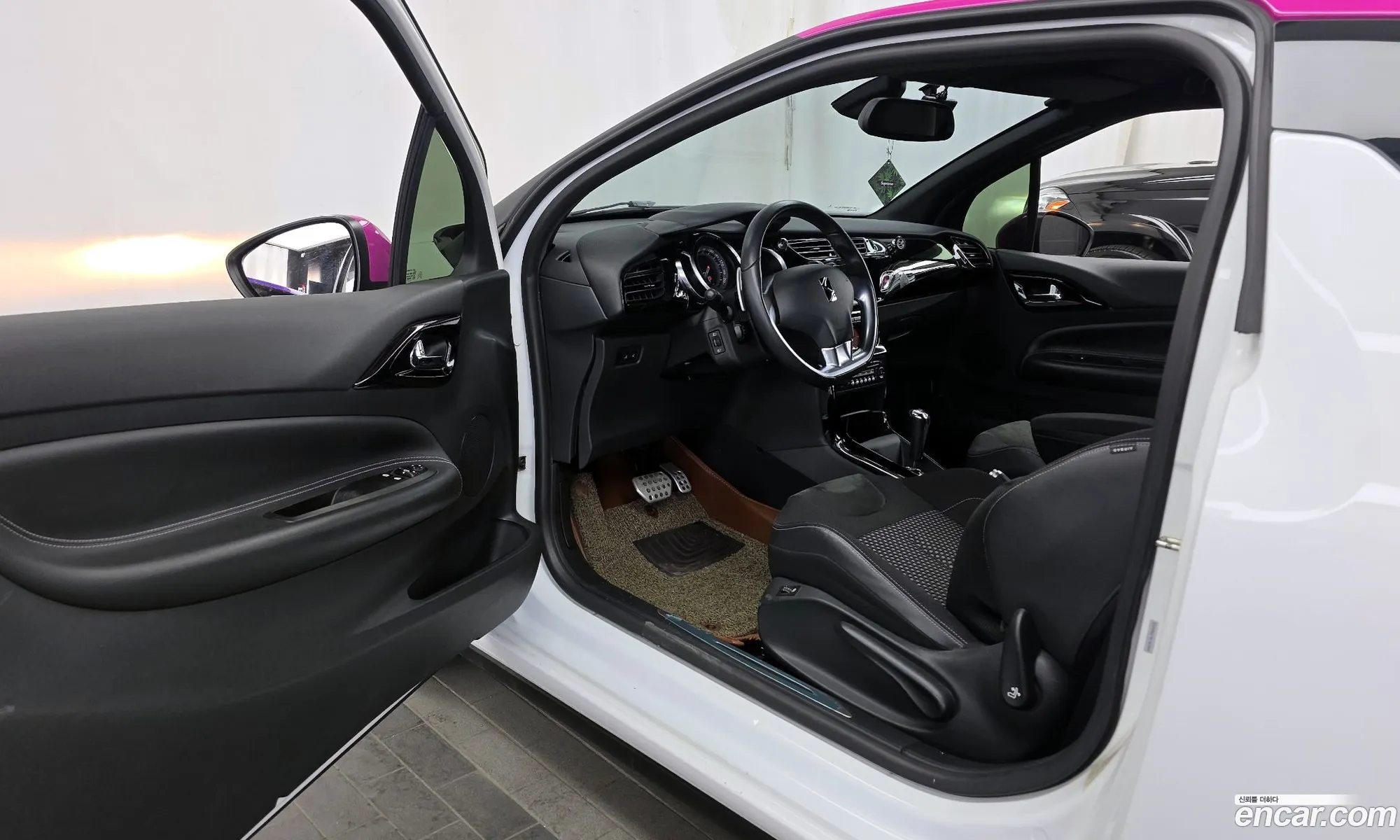 Citroen/DS DS3 2013 VF7SA9HP8DW500827 — 7