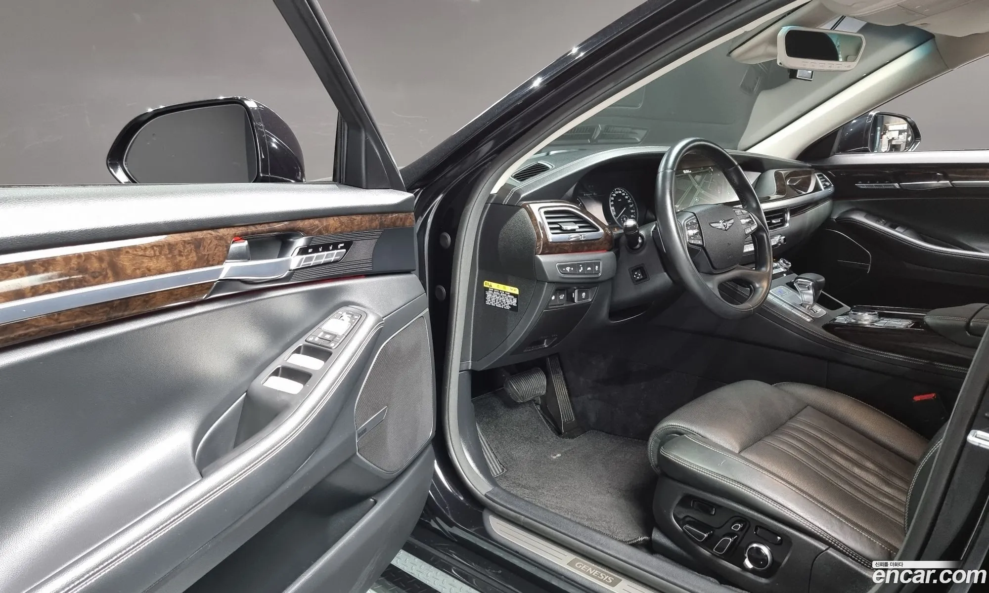 Genesis G90 2020 — 22