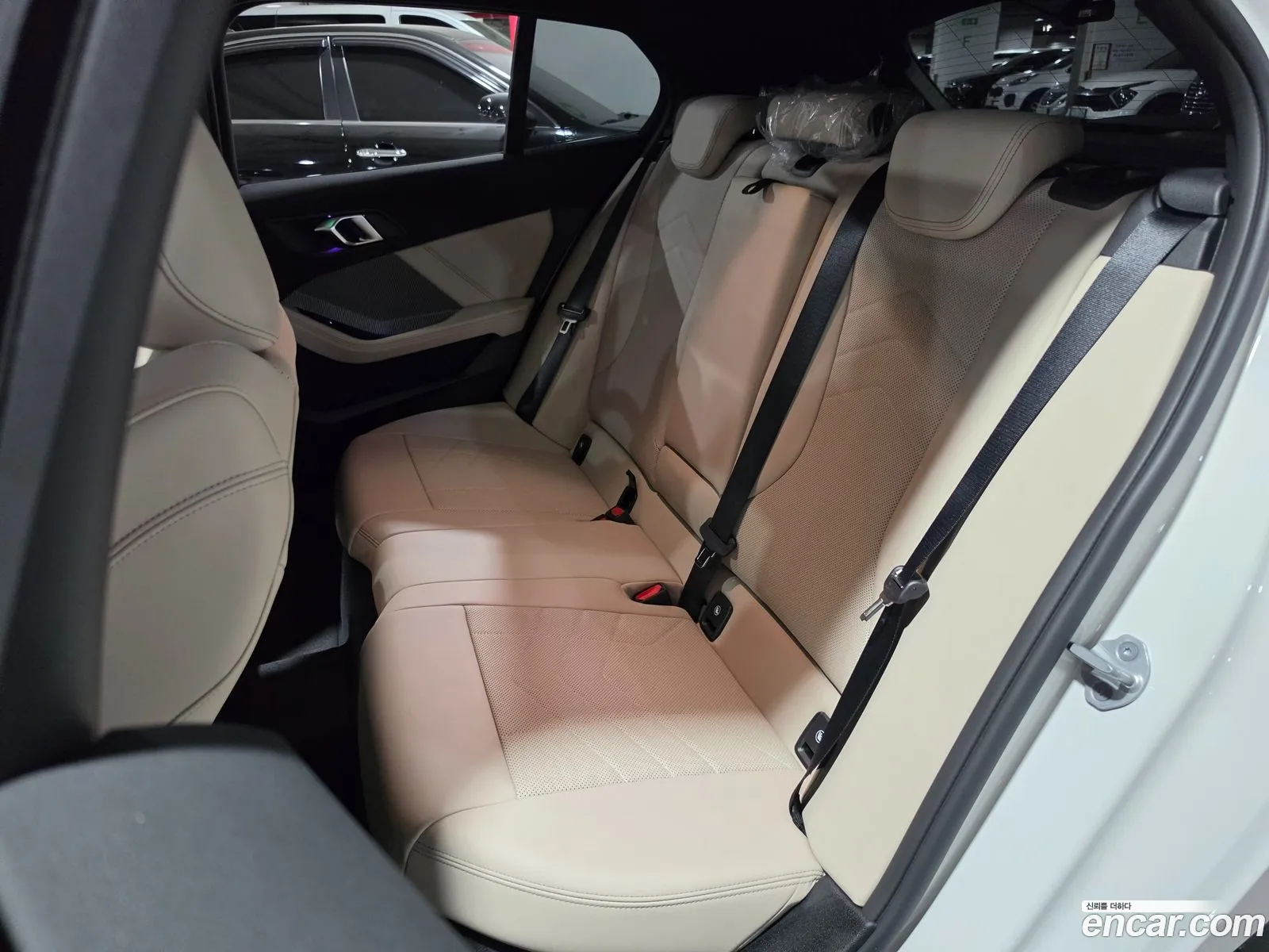 BMW 1 Series 2025 — 17