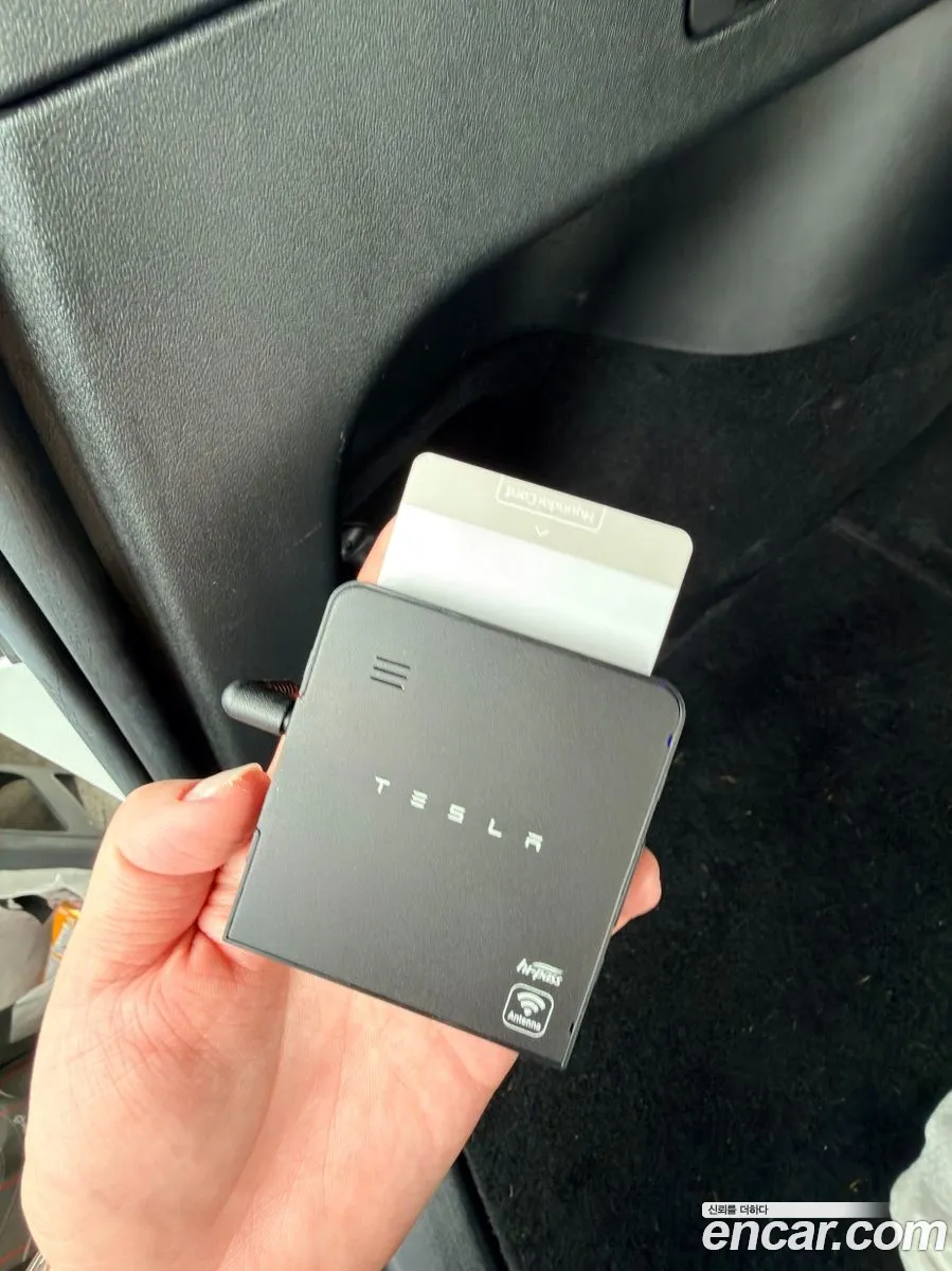 Tesla Model Y 2024 — 6