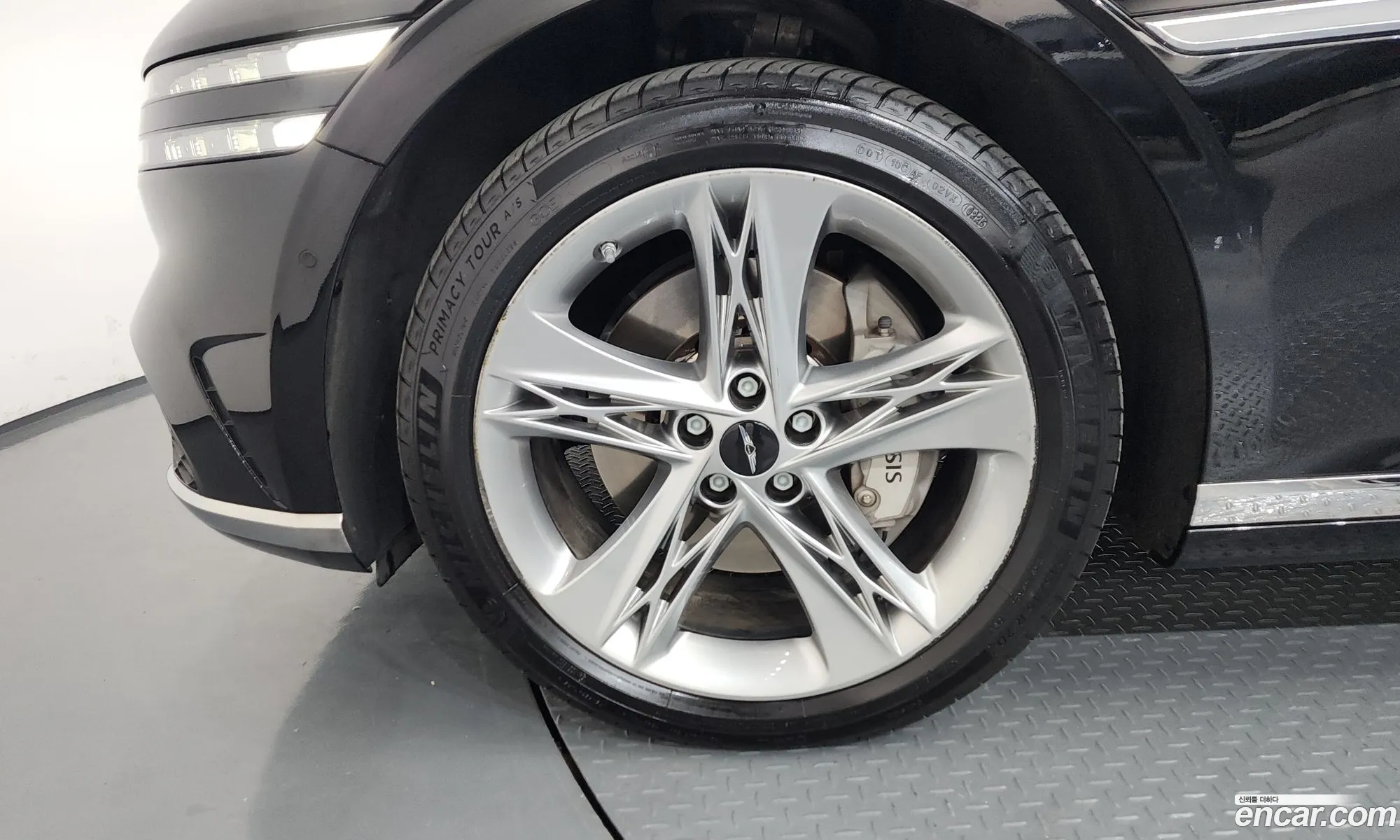 Genesis G90 2022 — 12