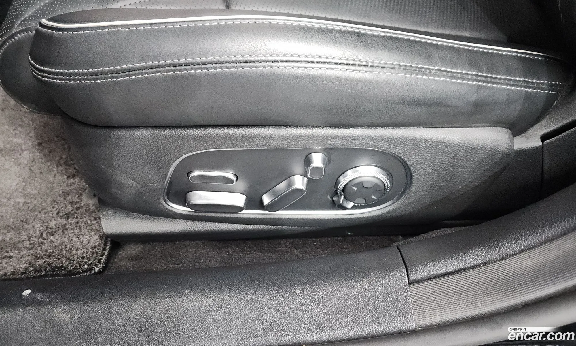 Genesis G90 2022 — 40