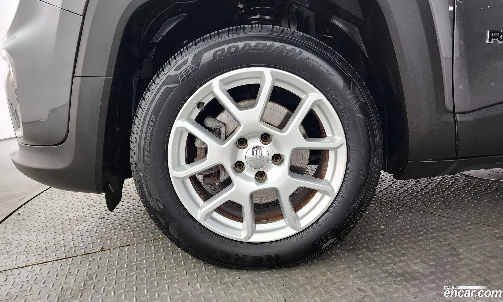 Jeep Renegade 2019 — 15