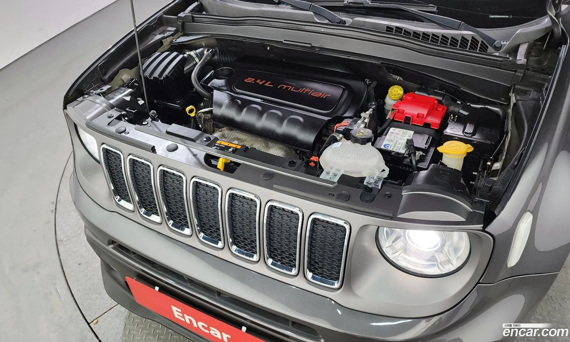 Jeep Renegade 2019 — 13