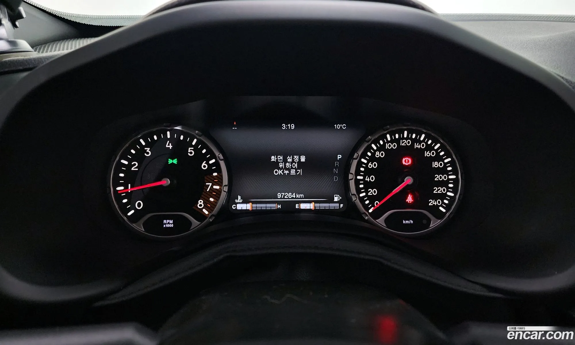 Jeep Renegade 2019 — 14
