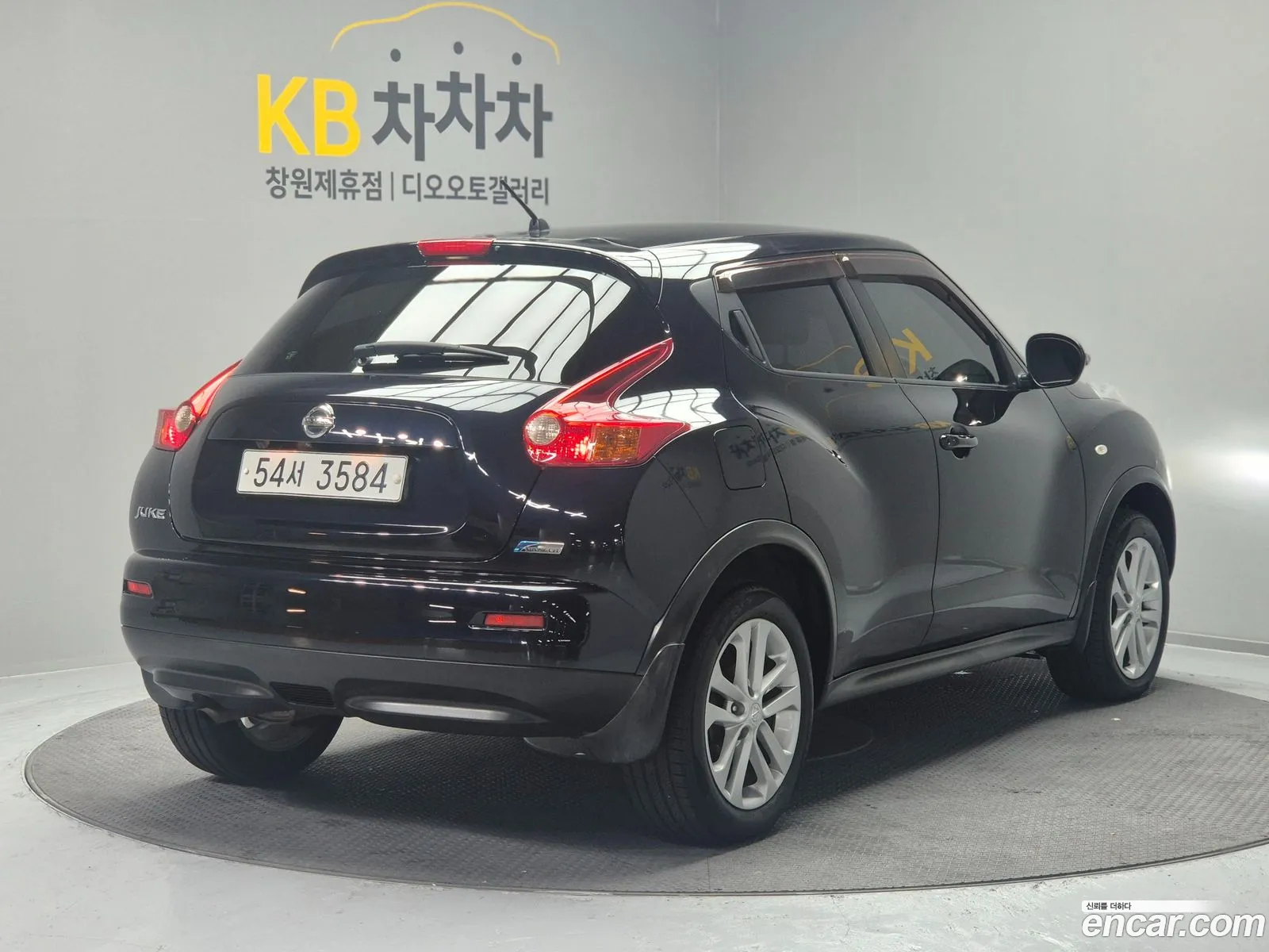 Nissan Juke 2010 — 15