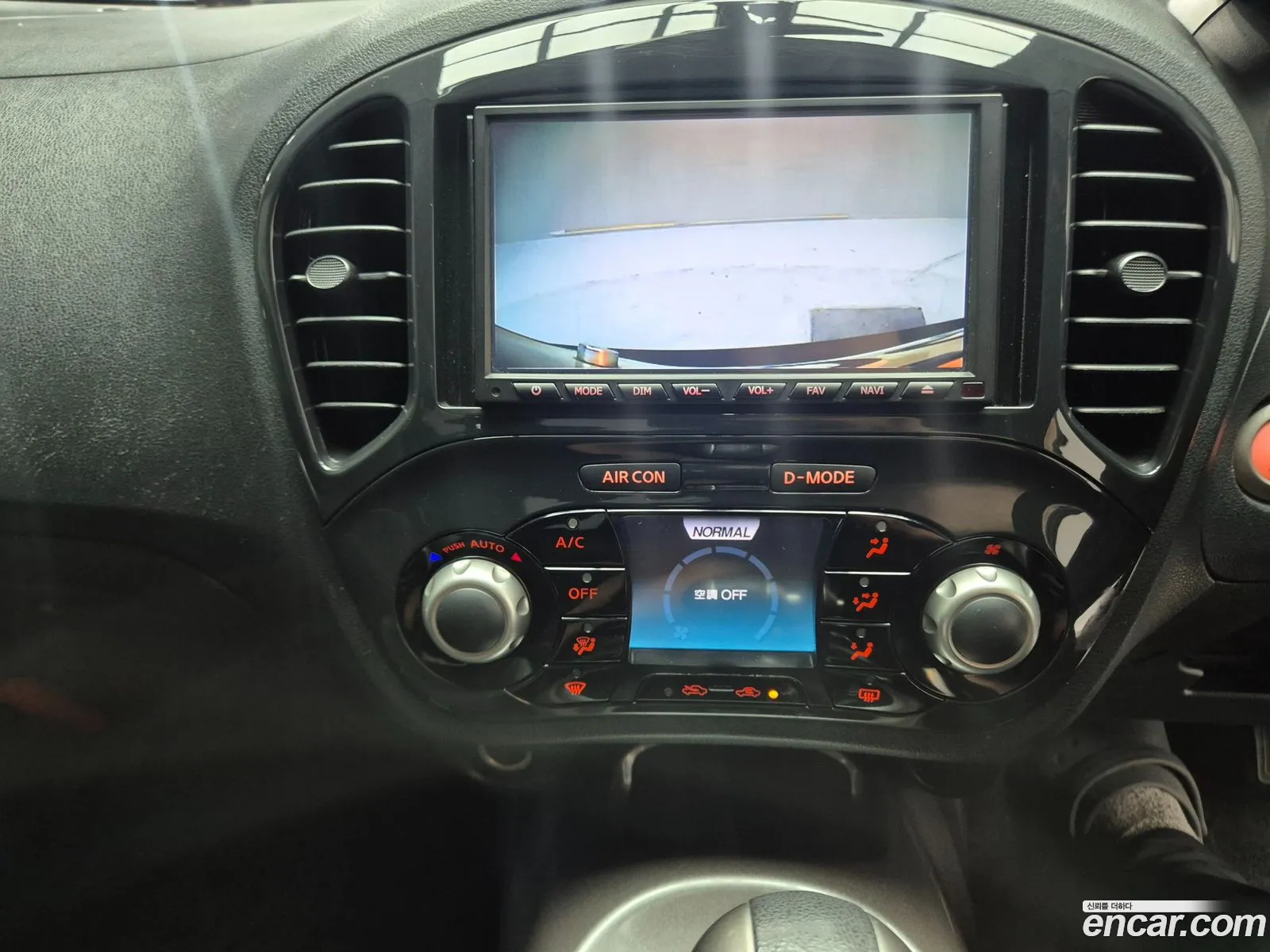 Nissan Juke 2010 — 4