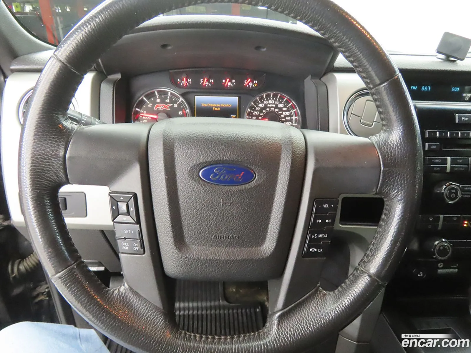 Ford F-150 2012 — 4