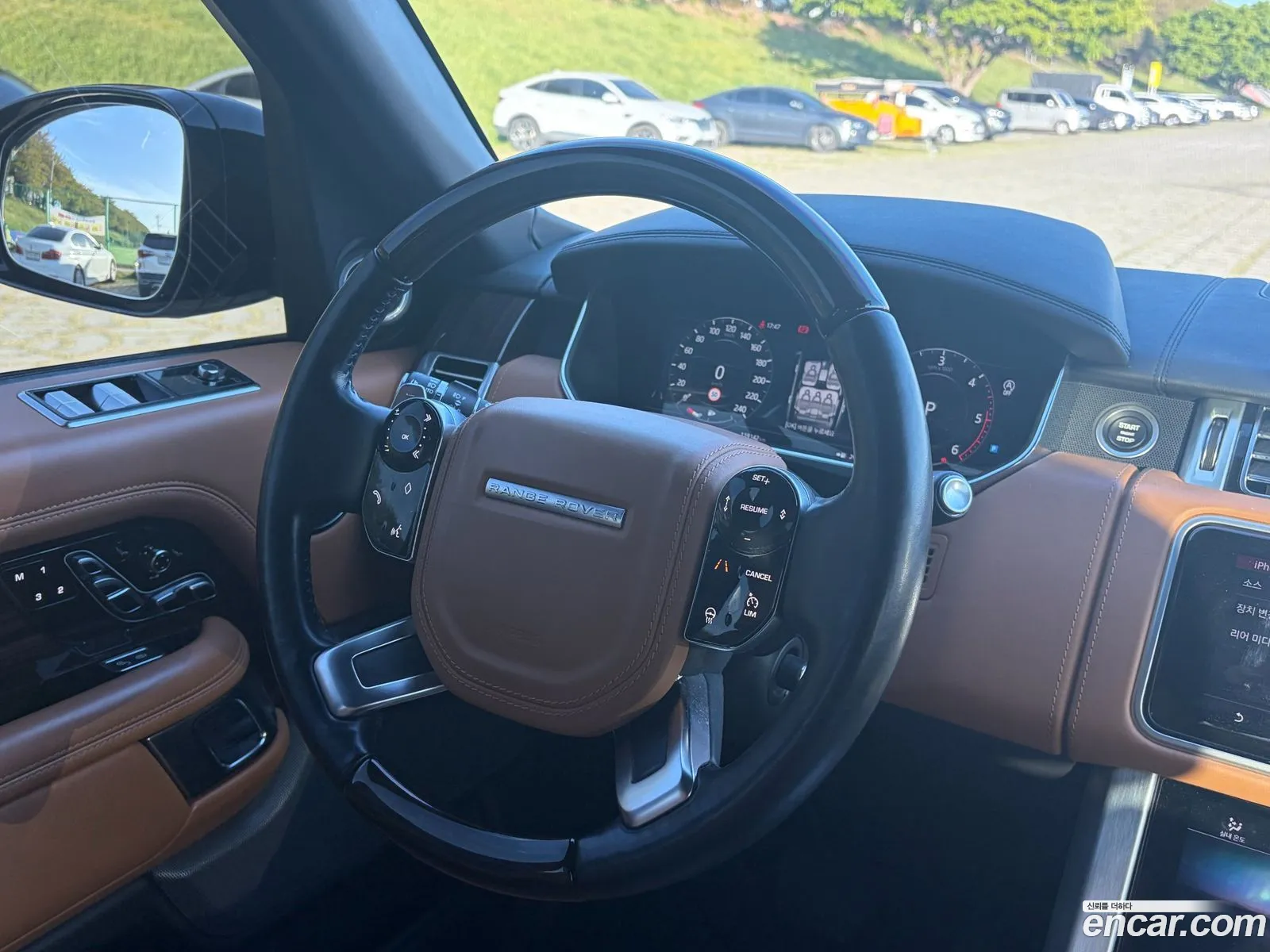 Land Rover Range Rover 2018 — 13