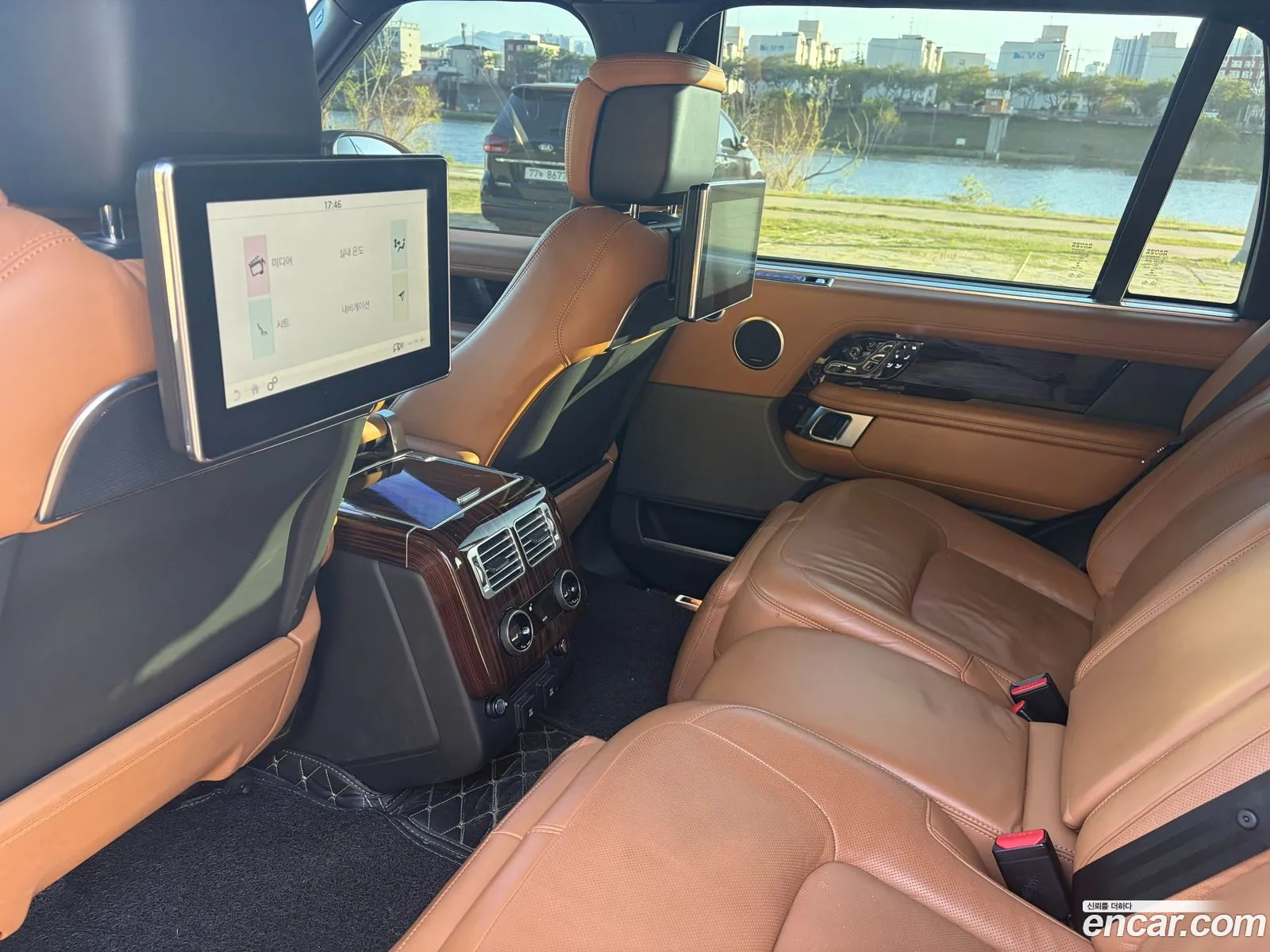 Land Rover Range Rover 2018 — 8