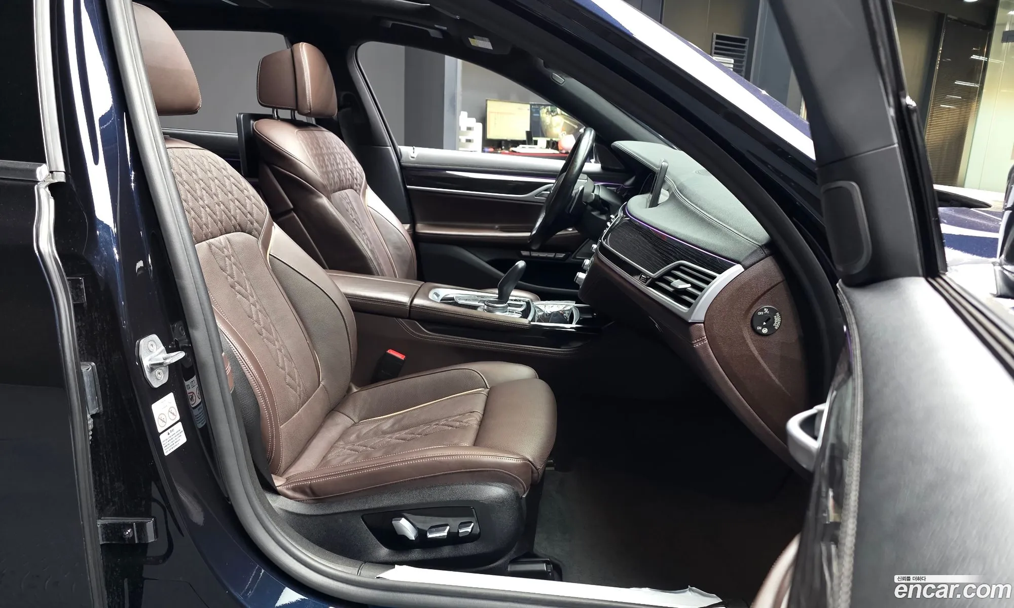 BMW 7 Series 2018 WBA7G6104JB243888 — 4