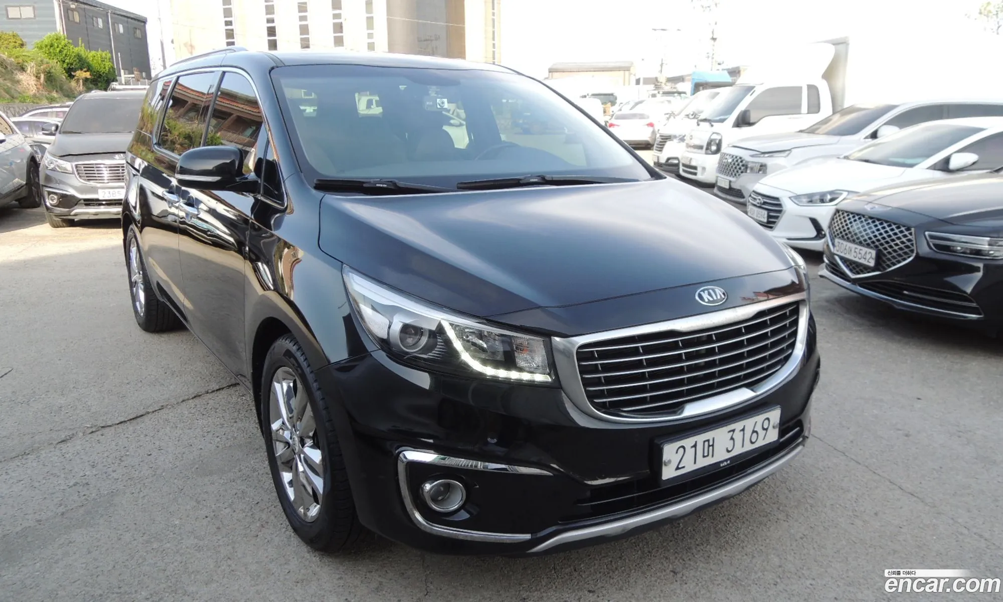 Kia Carnival 2017 — 13