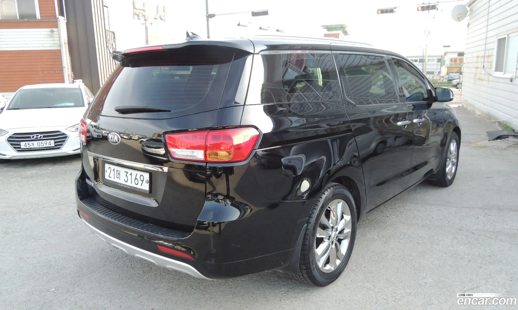 Kia Carnival 2017 — 20