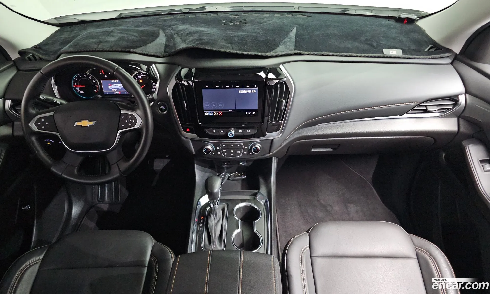 Chevrolet (GM Daewoo) Traverse 2021 — 23
