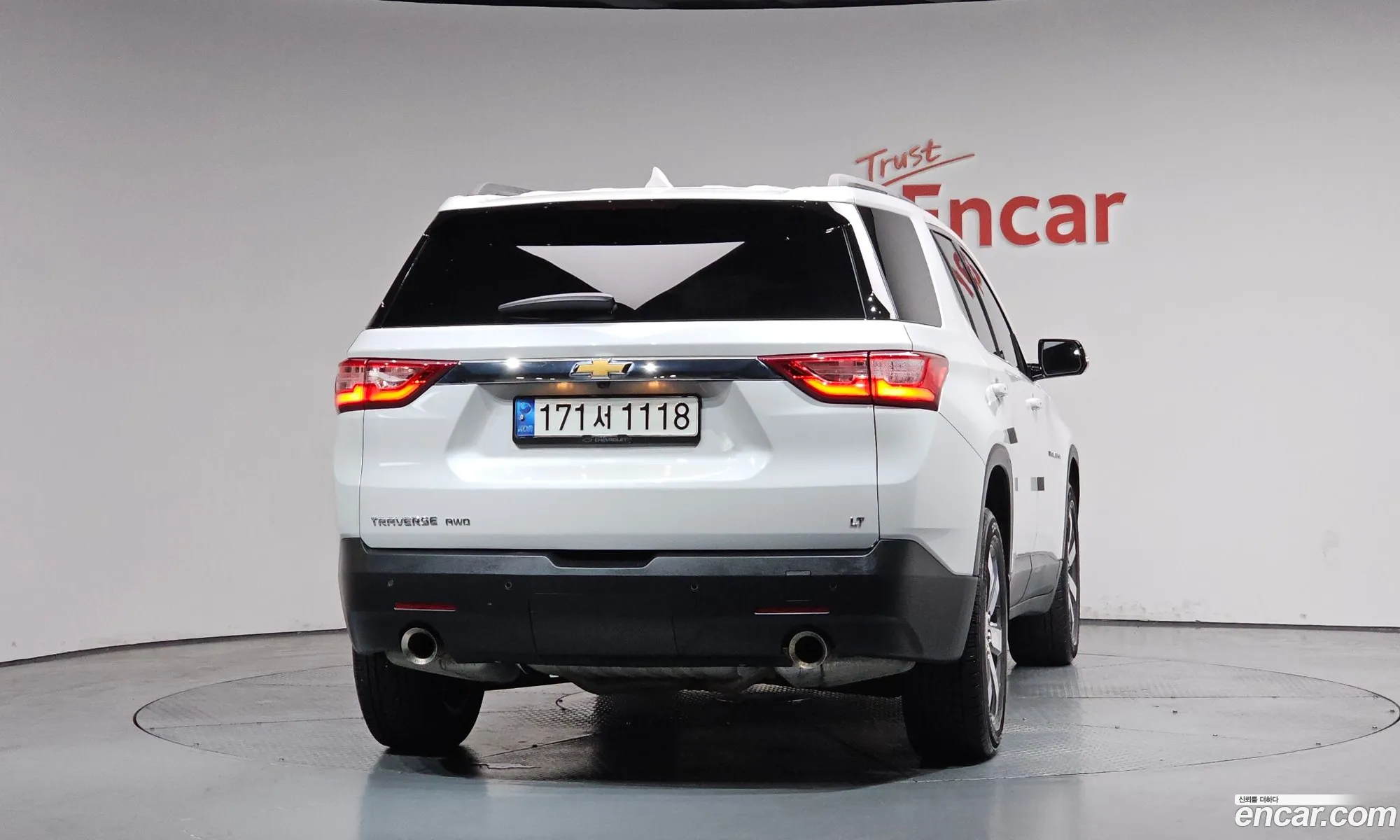 Chevrolet (GM Daewoo) Traverse 2021 — 13