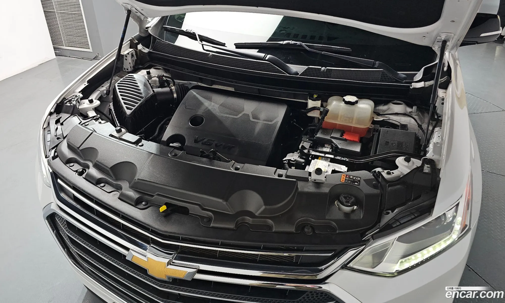 Chevrolet (GM Daewoo) Traverse 2021 — 6