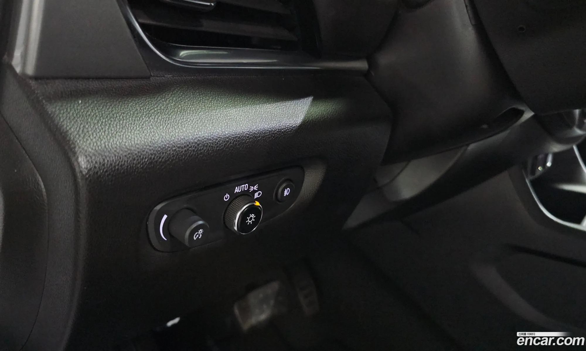 Chevrolet (GM Daewoo) Traverse 2021 — 31