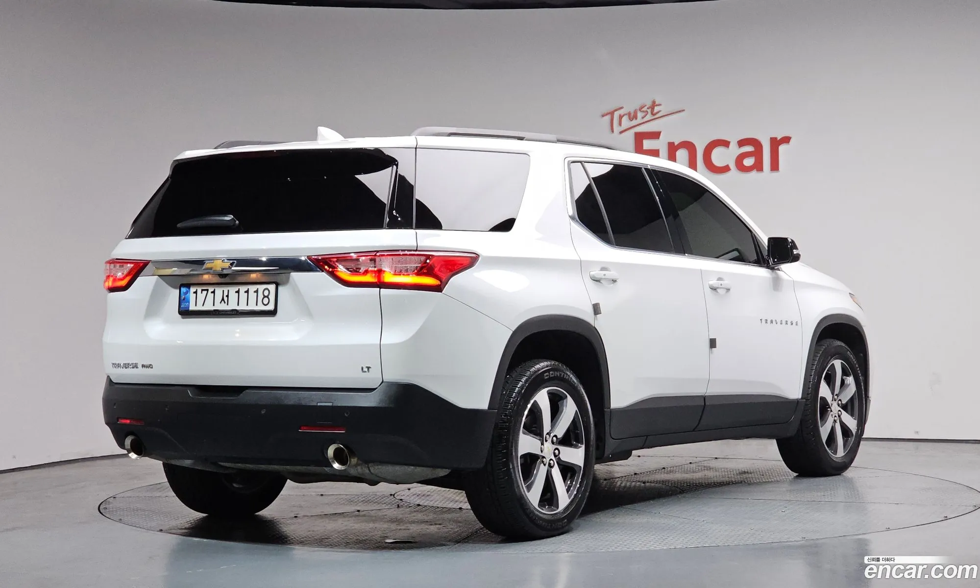 Chevrolet (GM Daewoo) Traverse 2021 — 2