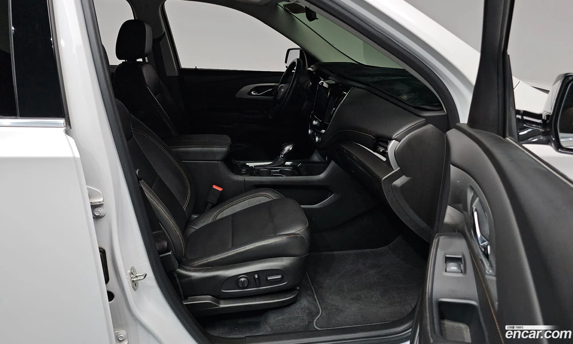Chevrolet (GM Daewoo) Traverse 2021 — 5