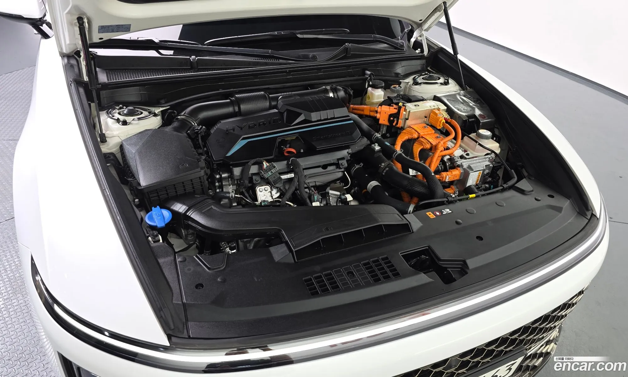 Hyundai Grandeur Hybrid 2023 — 18