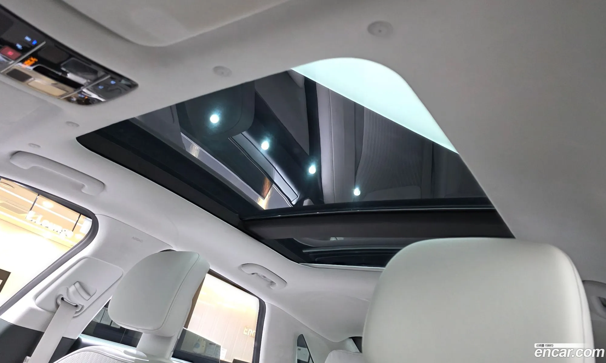 Hyundai Grandeur Hybrid 2023 — 3
