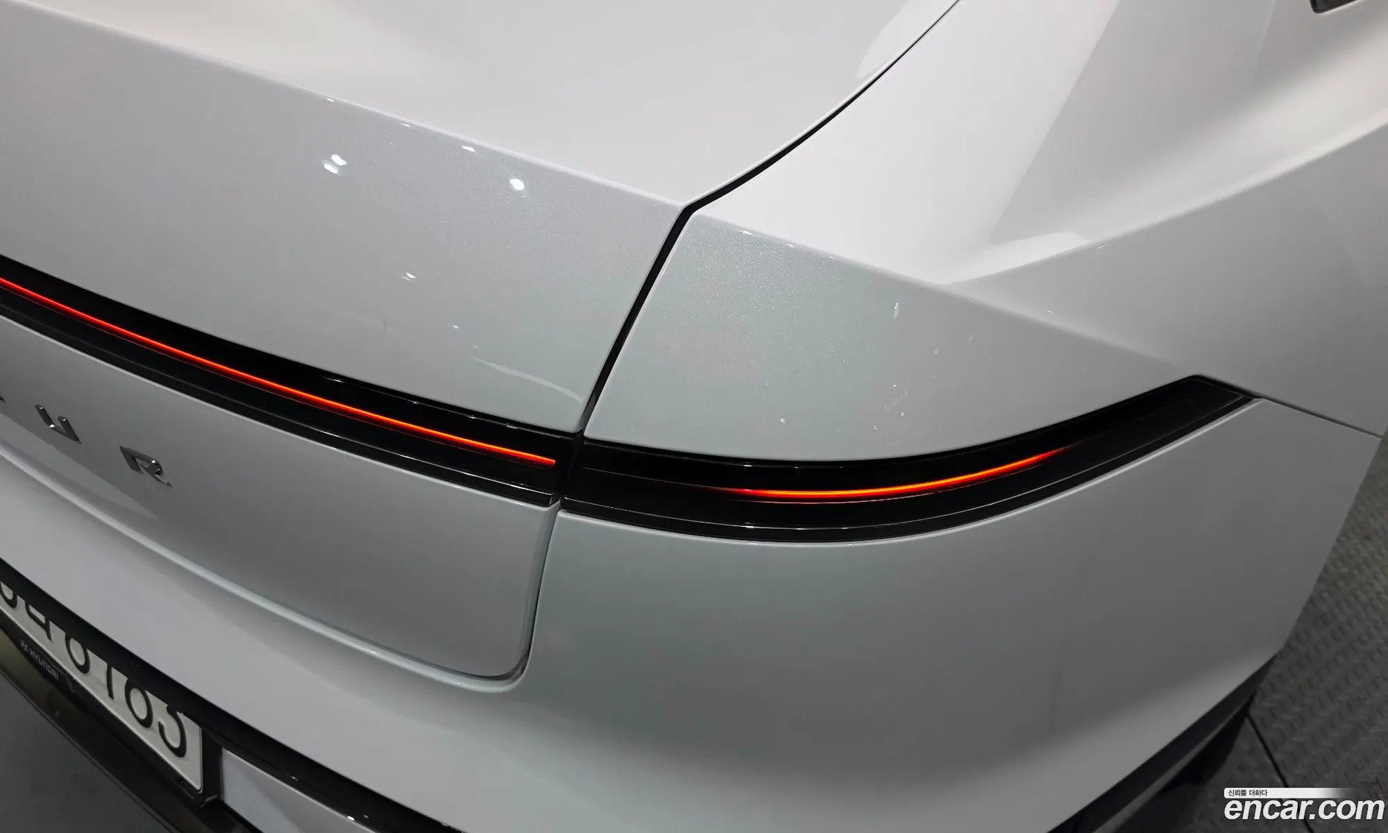 Hyundai Grandeur Hybrid 2023 — 27