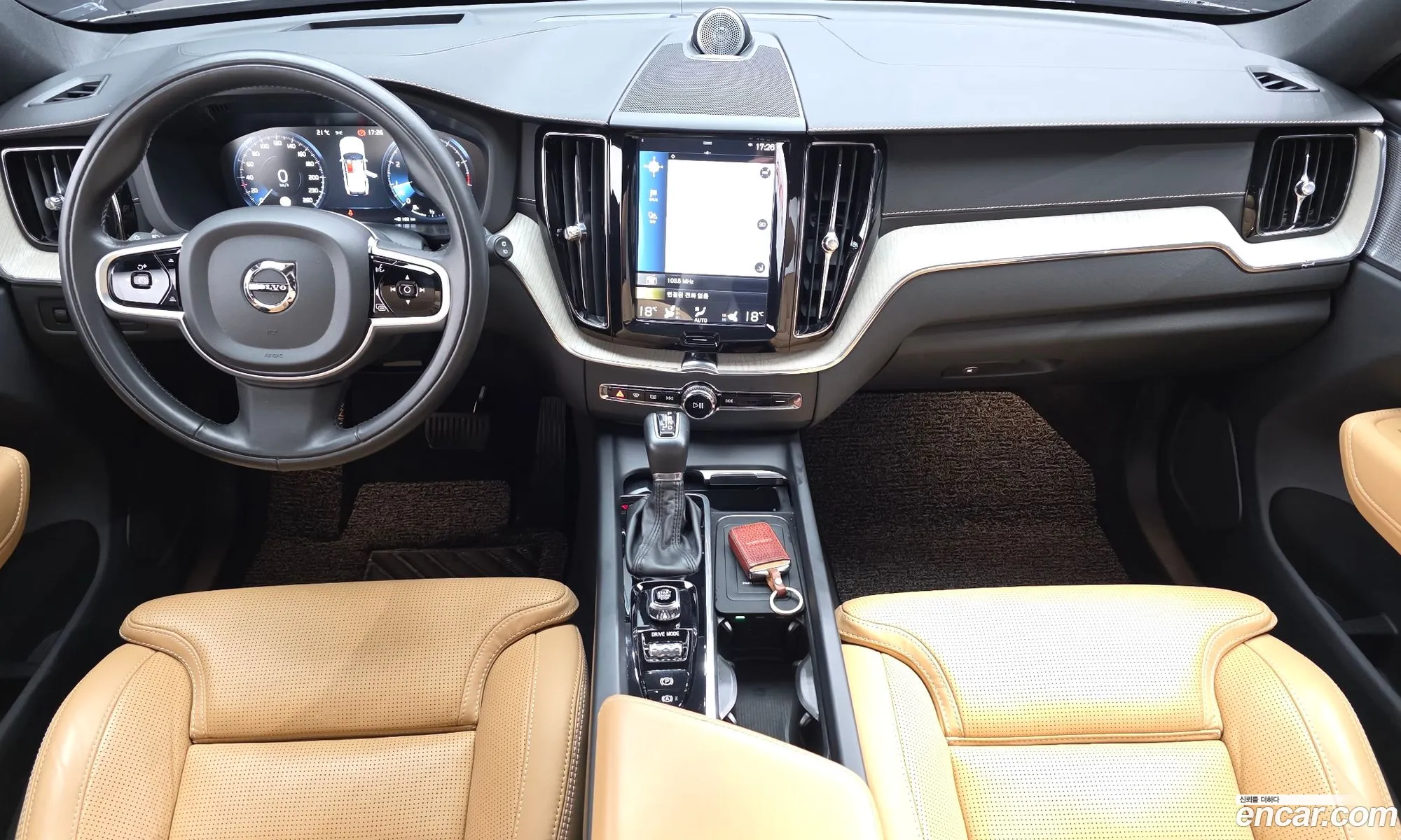 Volvo XC60 2020 YV1UZA22CL1479167 — 9