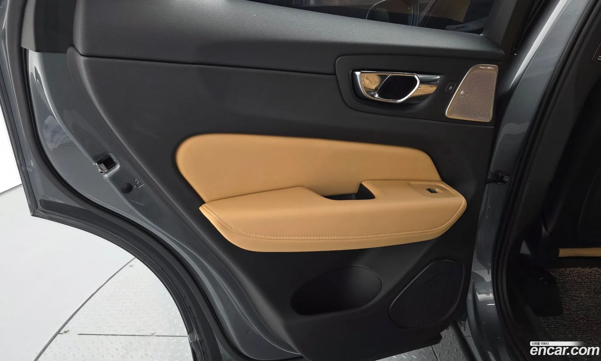 Volvo XC60 2020 YV1UZA22CL1479167 — 21