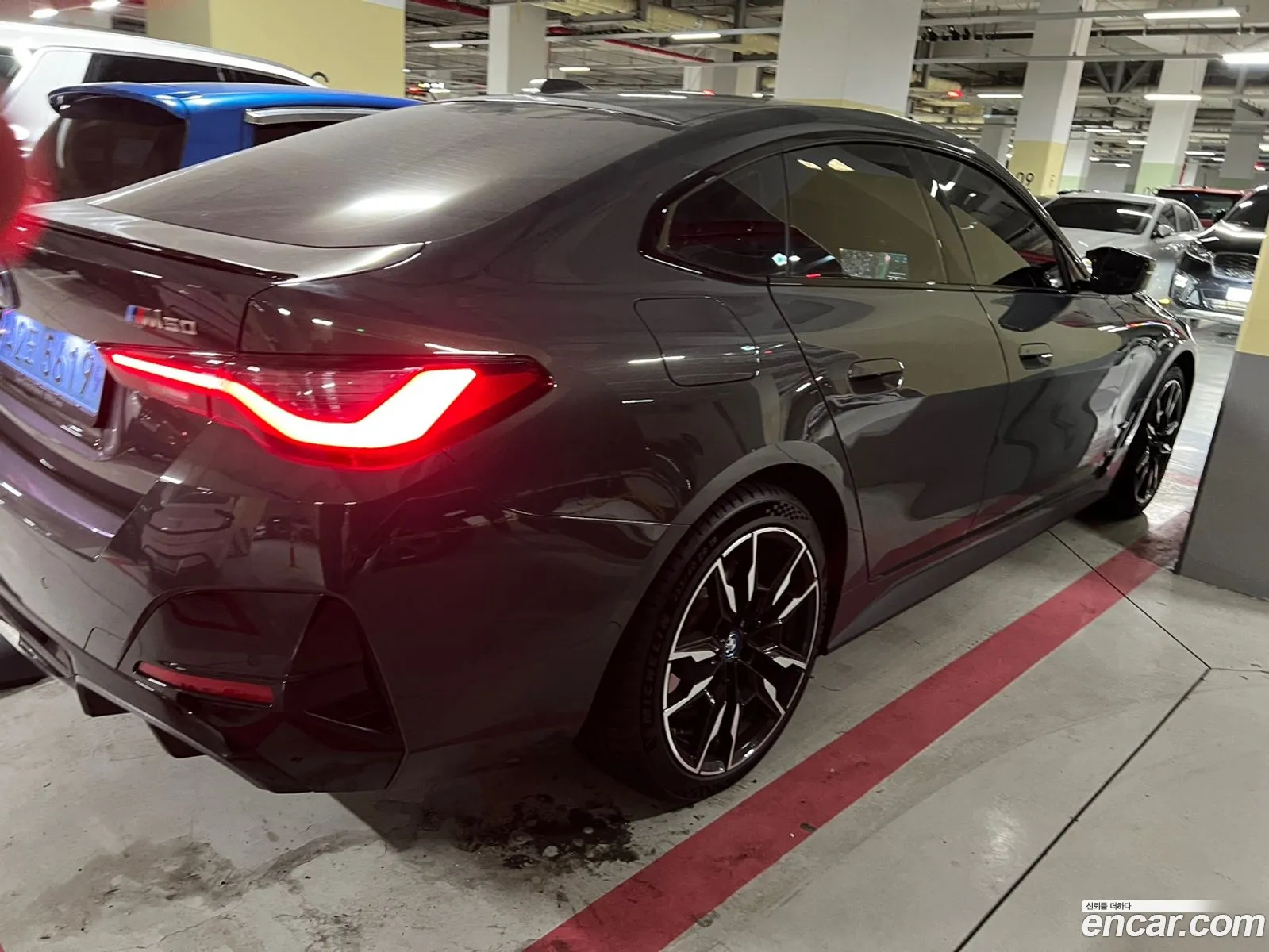 BMW i4 2023 — 2