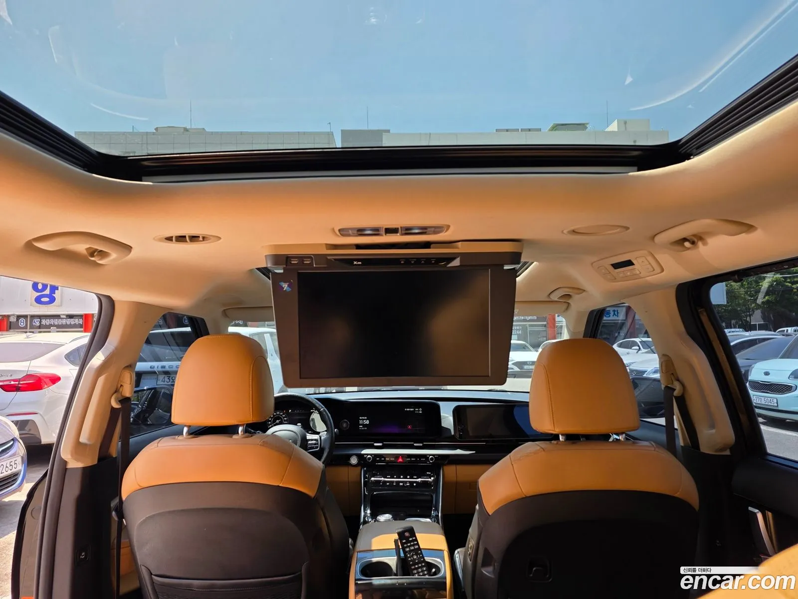 Kia Carnival 2021 — 11