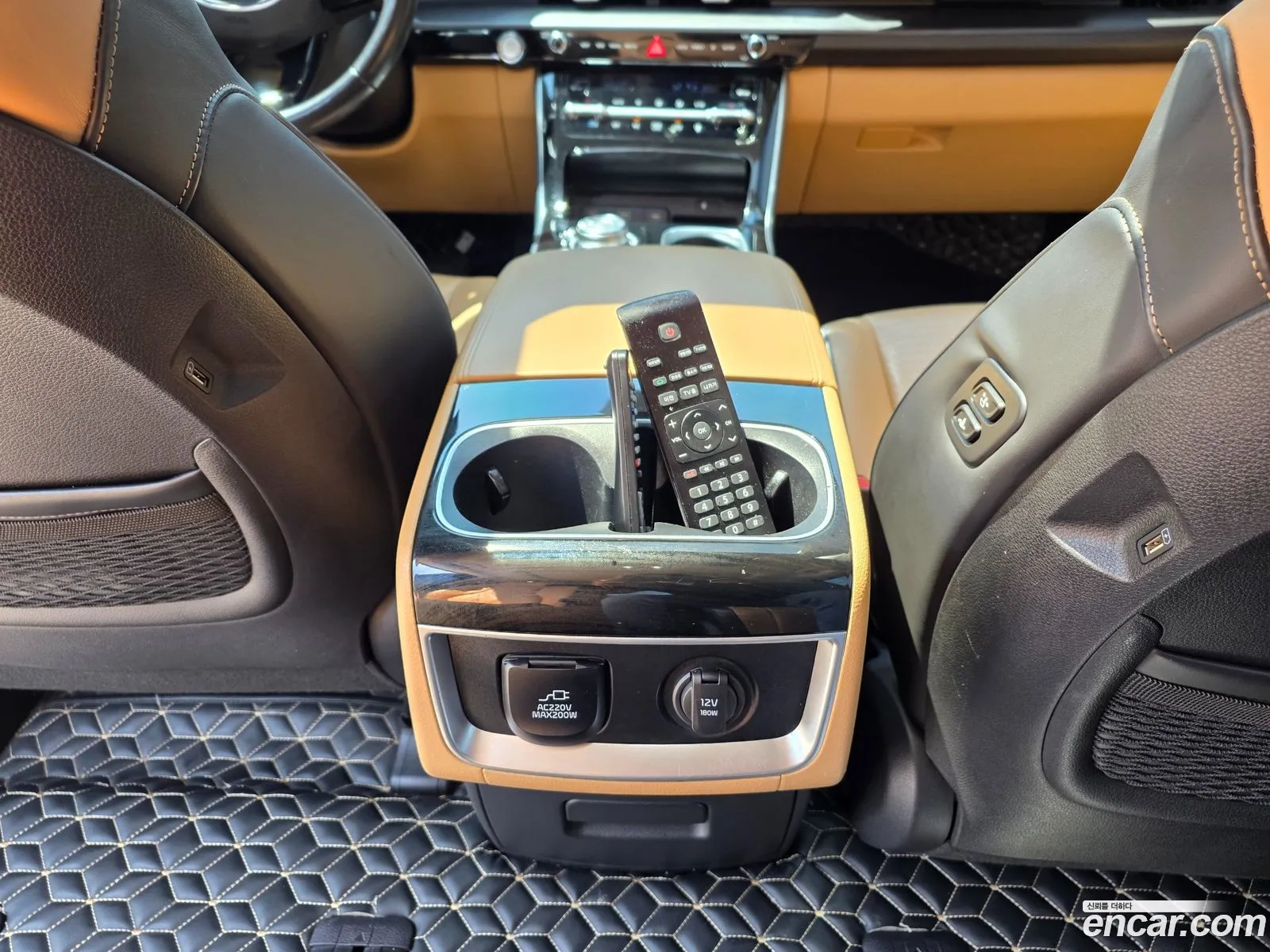 Kia Carnival 2021 — 8